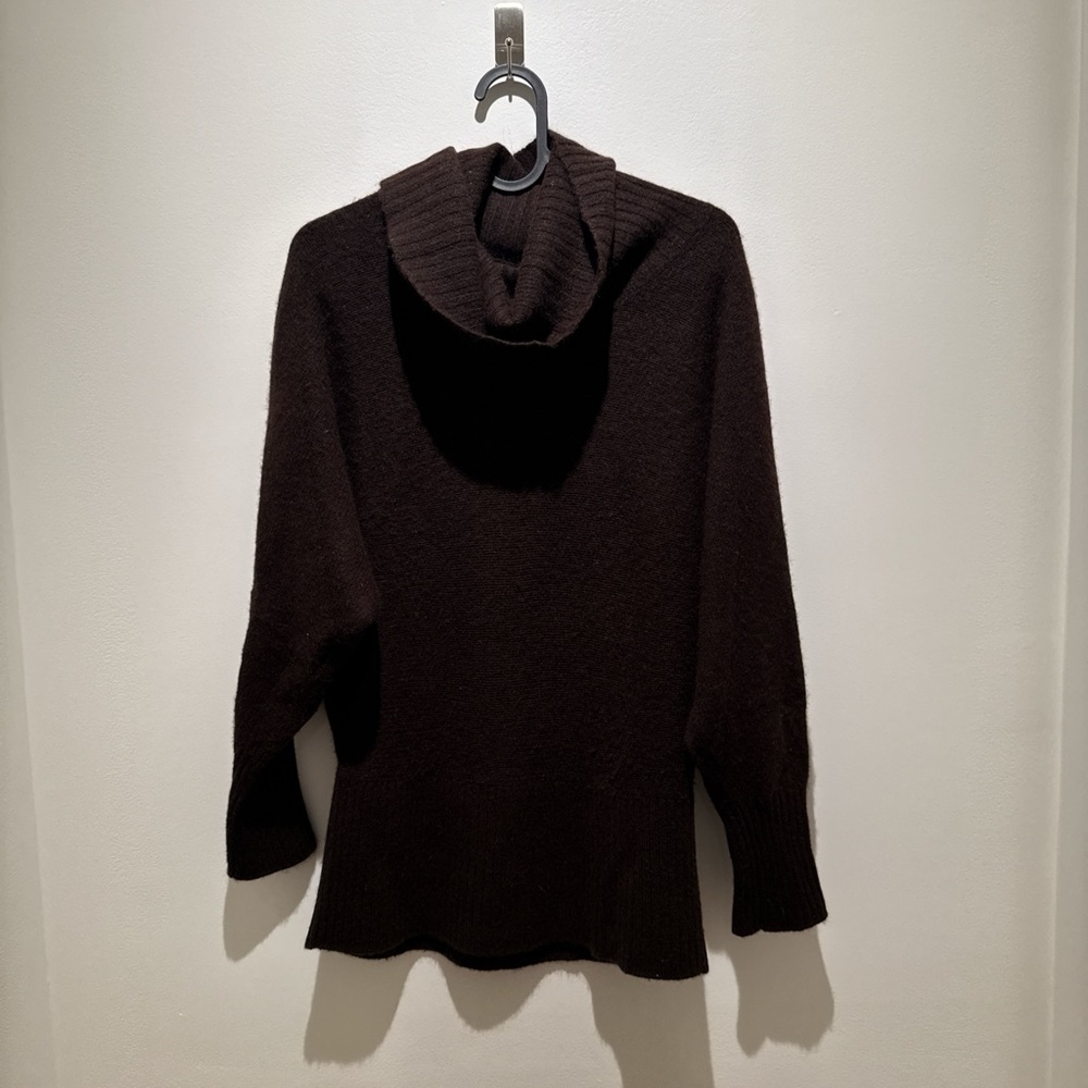 Cozy Brown Cashmere Women's Sweater